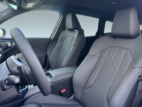 Used 2026 BMW X3 xDrive30 w/ Premium Package image 5