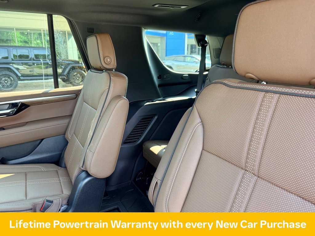 New 2026 Chevrolet Tahoe High Country AWD/4WD image 21