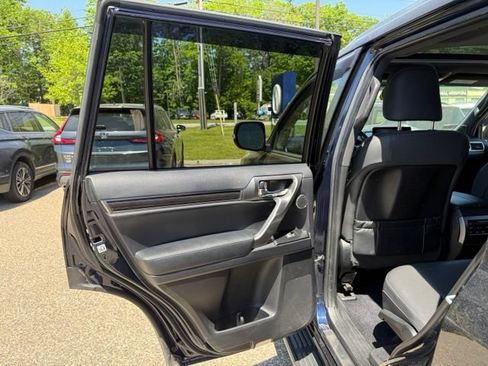 Used 2022 Lexus GX 460 Premium w/ Premium Plus Package AWD/4WD image 11