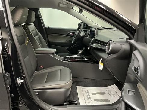 New 2026 Chevrolet Trax ACTIV w/ Driver Confidence Package FWD image 30