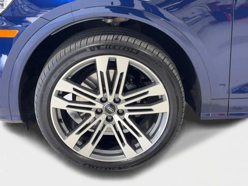 Used 2018 Audi SQ5 Premium Plus w/ Navigation Package image 49