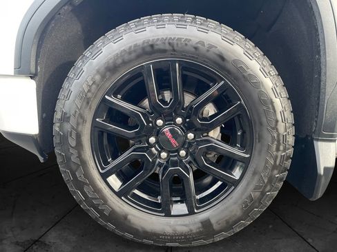 Used 2021 GMC Sierra 1500 Elevation image 14