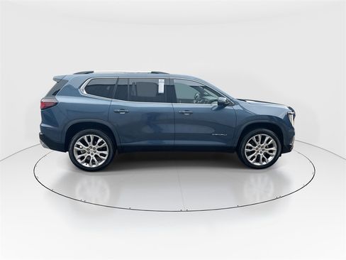 Used 2024 GMC Acadia Denali w/ Super Cruise Package image 9
