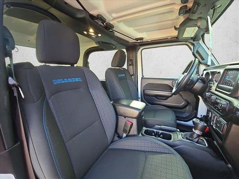 Used 2021 Jeep Wrangler Sport AWD/4WD image 19