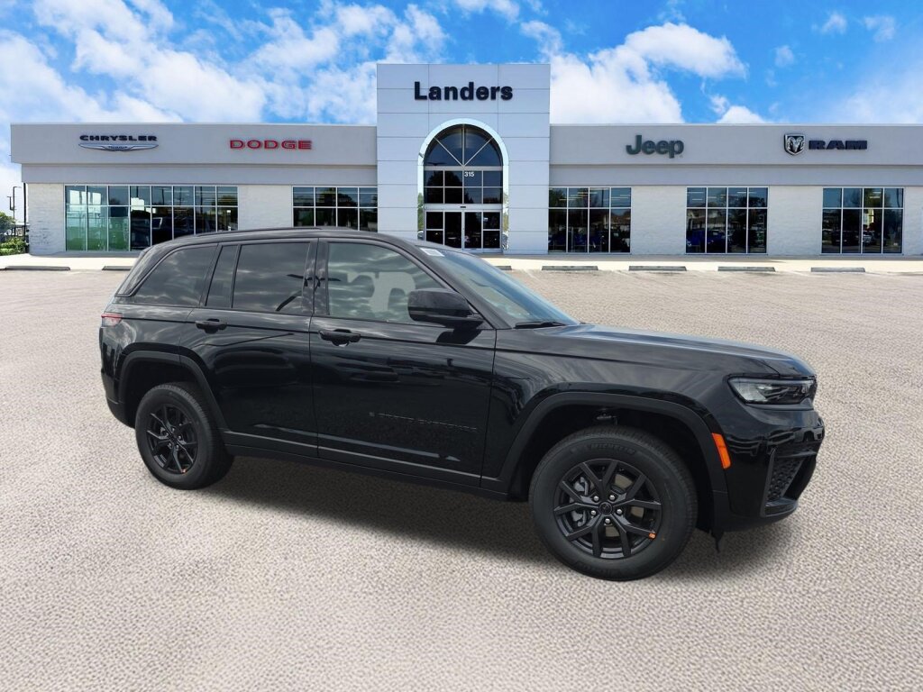 New 2027 Jeep Grand Cherokee Altitude RWD image 1