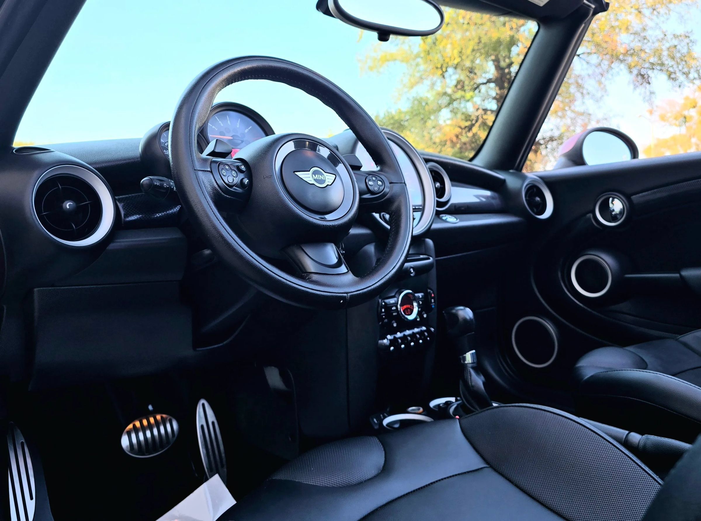 Used 2015 MINI Cooper S FWD image 26