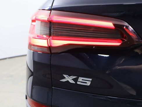 Used 2020 BMW X5 sDrive40i w/ M Sport Package image 40