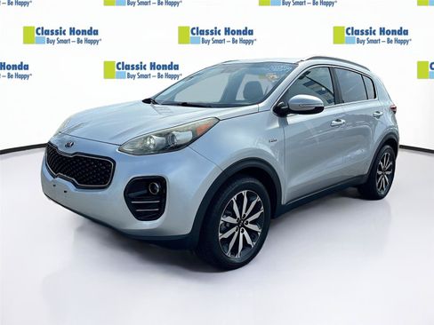 Used 2019 Kia Sportage EX AWD/4WD image 3