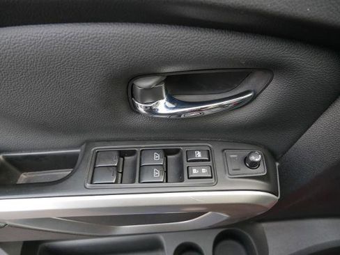 Certified 2024 Nissan Titan SV w/ SV Convenience Package image 17