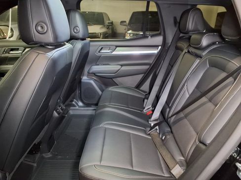 New 2026 GMC Terrain Elevation w/ Elevation Premium Package FWD image 12