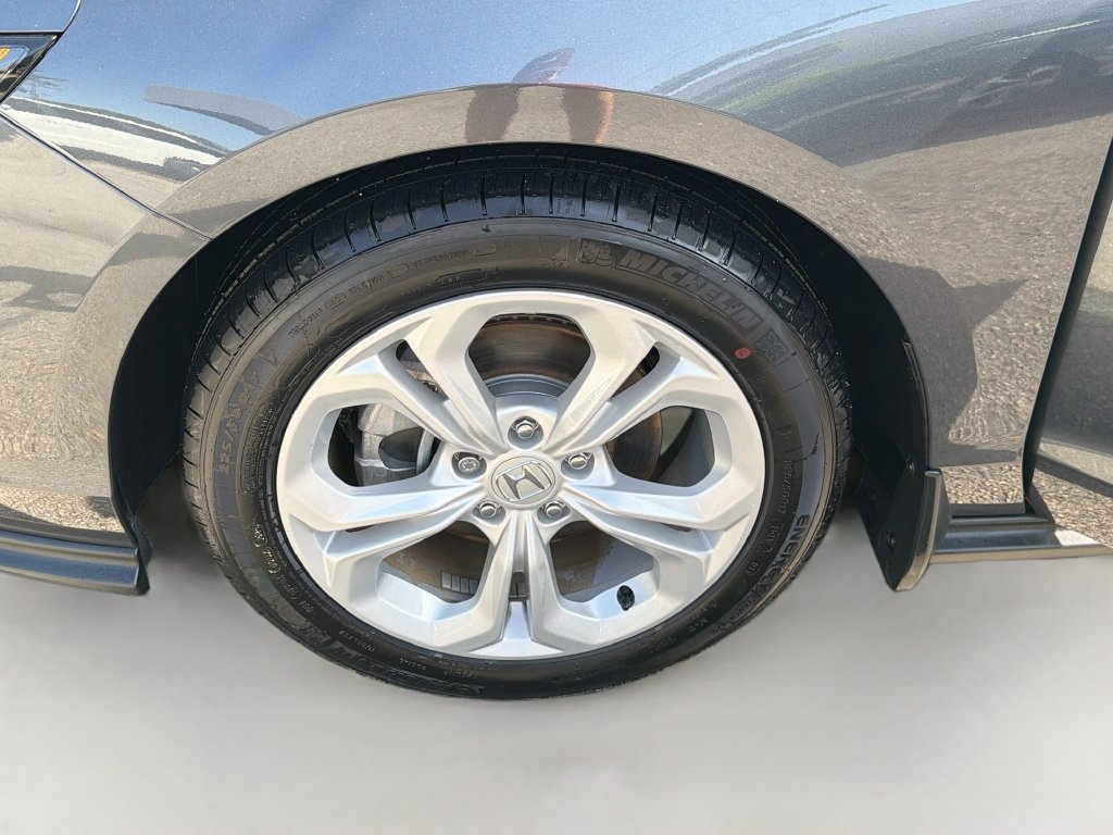 Certified 2025 Honda Accord LX image 36