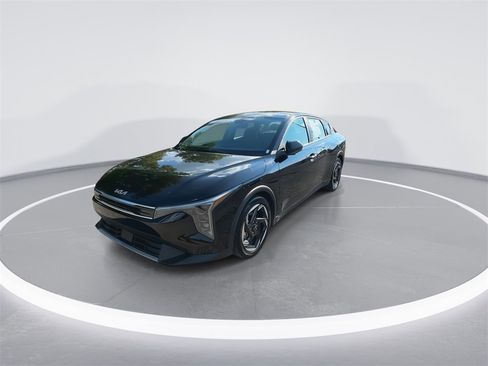 Used 2025 Kia K4 EX image 4