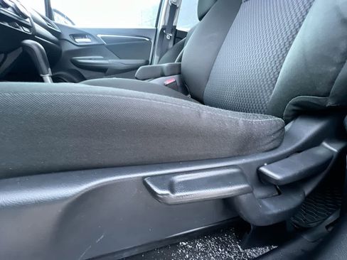 Used 2020 Honda Fit LX image 12