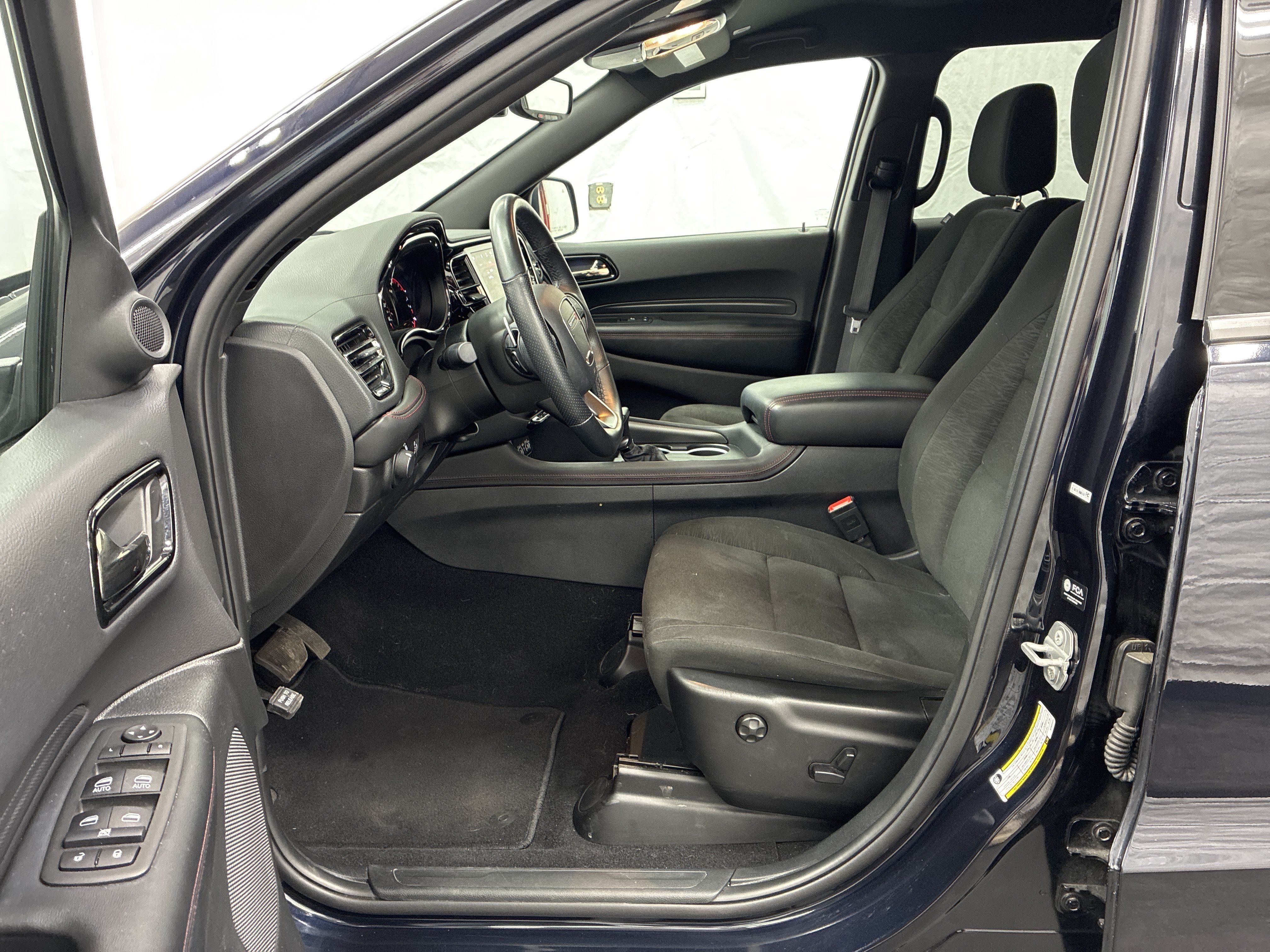 Certified 2025 Dodge Durango GT w/ Blacktop Package AWD/4WD image 15