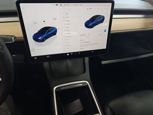 Used 2023 Tesla Model 3 Long Range AWD/4WD image 3