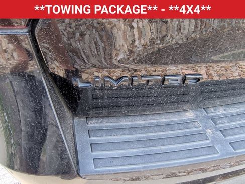 Used 2022 Ford Expedition Limited AWD/4WD image 9