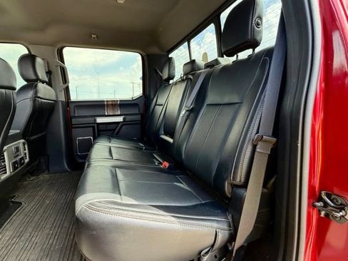 Used 2019 Ford F150 Lariat w/ Equipment Group 502A Luxury AWD/4WD image 8