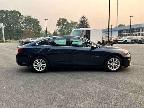 Used 2016 Chevrolet Malibu LT FWD image 5