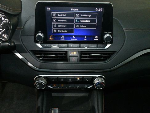 Used 2020 Nissan Altima 2.5 SR w/ Premium Package FWD image 32