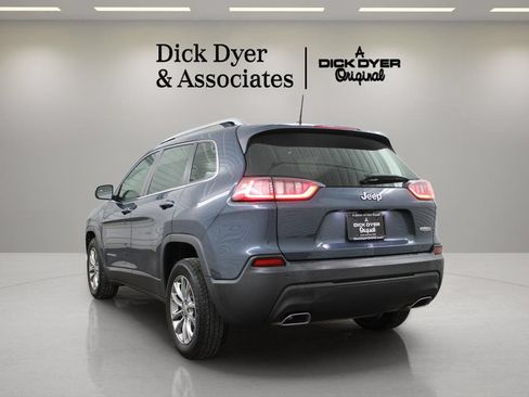 Used 2021 Jeep Cherokee Latitude Lux w/ Sun & Sound Group FWD image 11