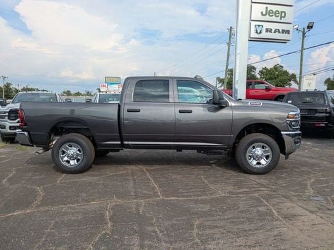 New 2026 RAM 2500 Tradesman w/ Chrome Appearance Group AWD/4WD image 3