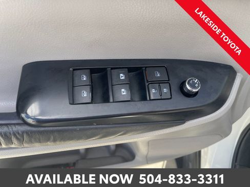 Used 2016 Toyota Highlander XLE image 23