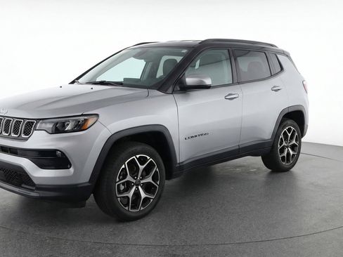 Used 2025 Jeep Compass Limited AWD/4WD image 3