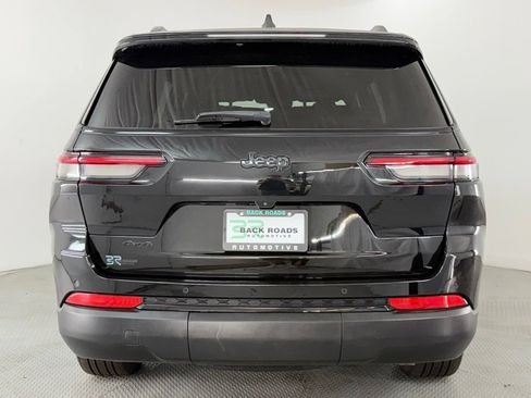 Used 2023 Jeep Grand Cherokee L Laredo AWD/4WD image 8