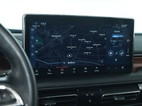 Used 2023 Lincoln Nautilus Reserve w/ Luxury Package image 27