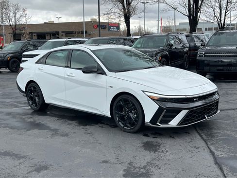 New 2026 Hyundai Elantra N Line FWD image 5
