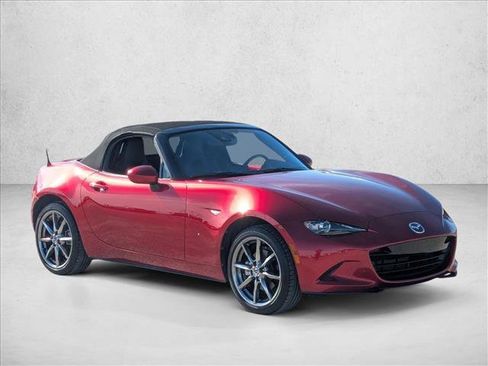 Used 2022 MAZDA MX-5 Miata Grand Touring w/ Weather Package image 3