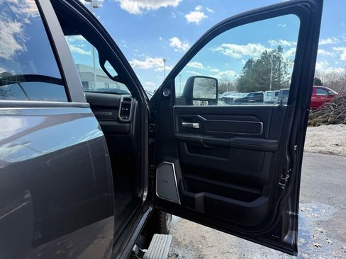 New 2025 RAM 2500 Laramie image 28