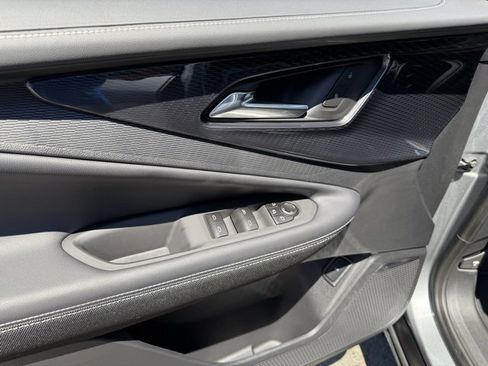 New 2025 Chevrolet Blazer EV LT image 13