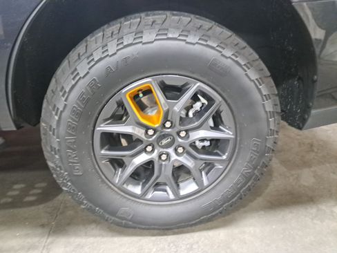 Used 2025 Ford Expedition Tremor AWD/4WD image 35