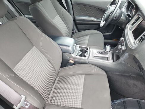Used 2023 Dodge Charger SXT RWD image 12