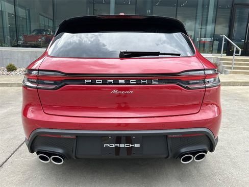 New 2025 Porsche Macan image 6
