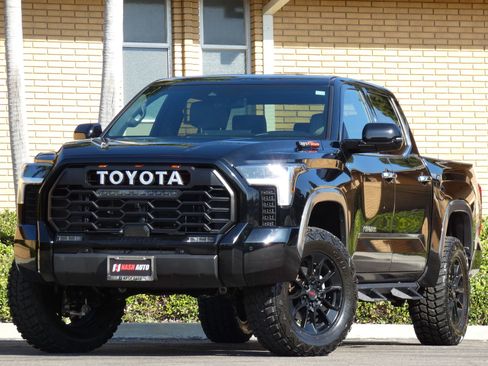 Used 2025 Toyota Tundra Limited image 4