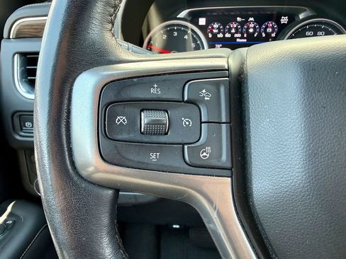 Used 2021 Chevrolet Suburban Premier AWD/4WD image 24