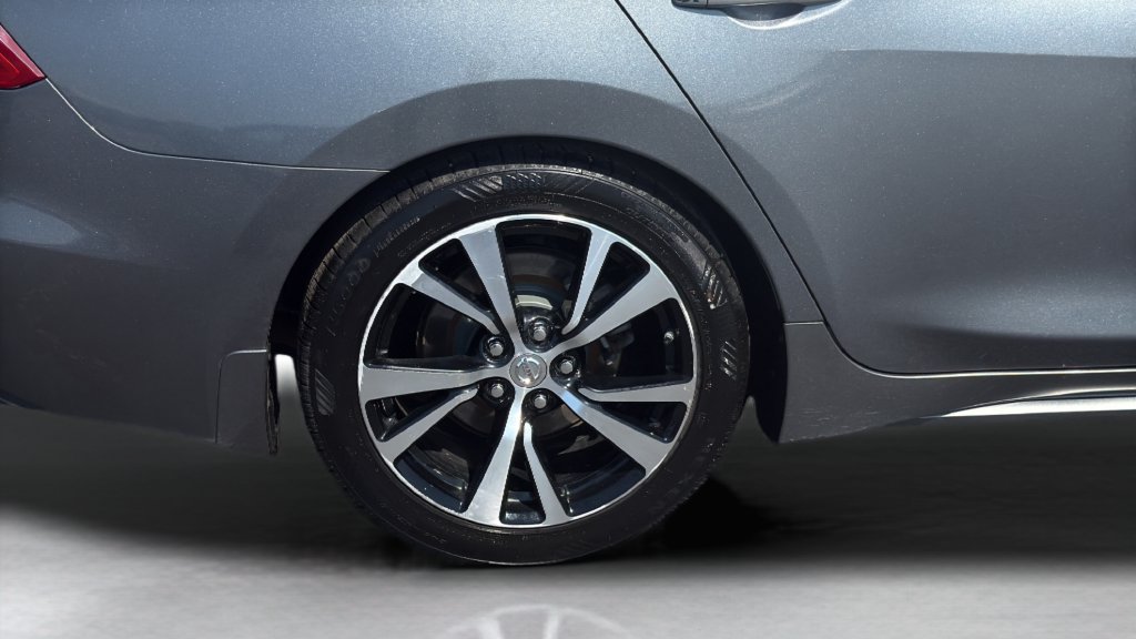 Used 2018 Nissan Maxima 3.5 SL FWD image 23