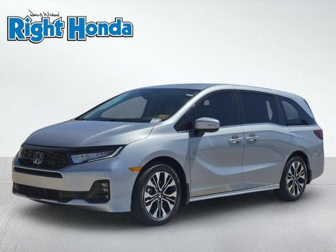 New 2026 Honda Odyssey Elite image 2