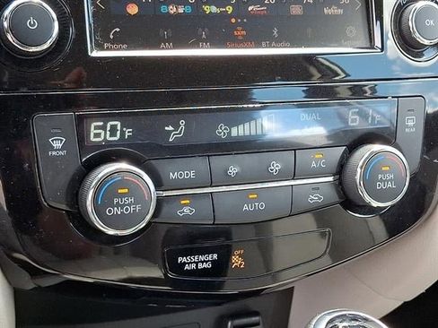 Used 2019 Nissan Rogue Sport SL AWD/4WD image 15