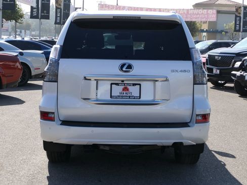 Used 2023 Lexus GX 460 Premium image 6