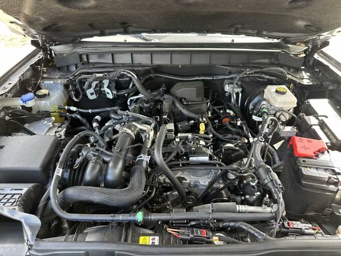 Used 2024 Ford Bronco Big Bend image 13