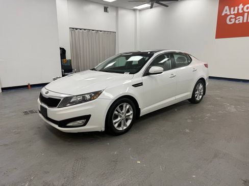 Used 2013 Kia Optima EX w/ Premium Pkg FWD image 3