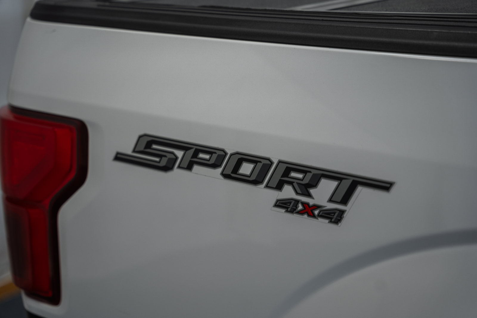 Used 2019 Ford F150 XLT w/ Equipment Group 302A Luxury AWD/4WD image 20