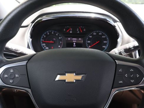Used 2018 Chevrolet Traverse LS FWD image 27