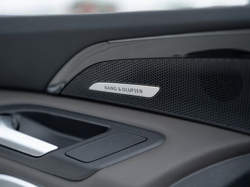 New 2025 Audi Q5 Premium Plus image 18