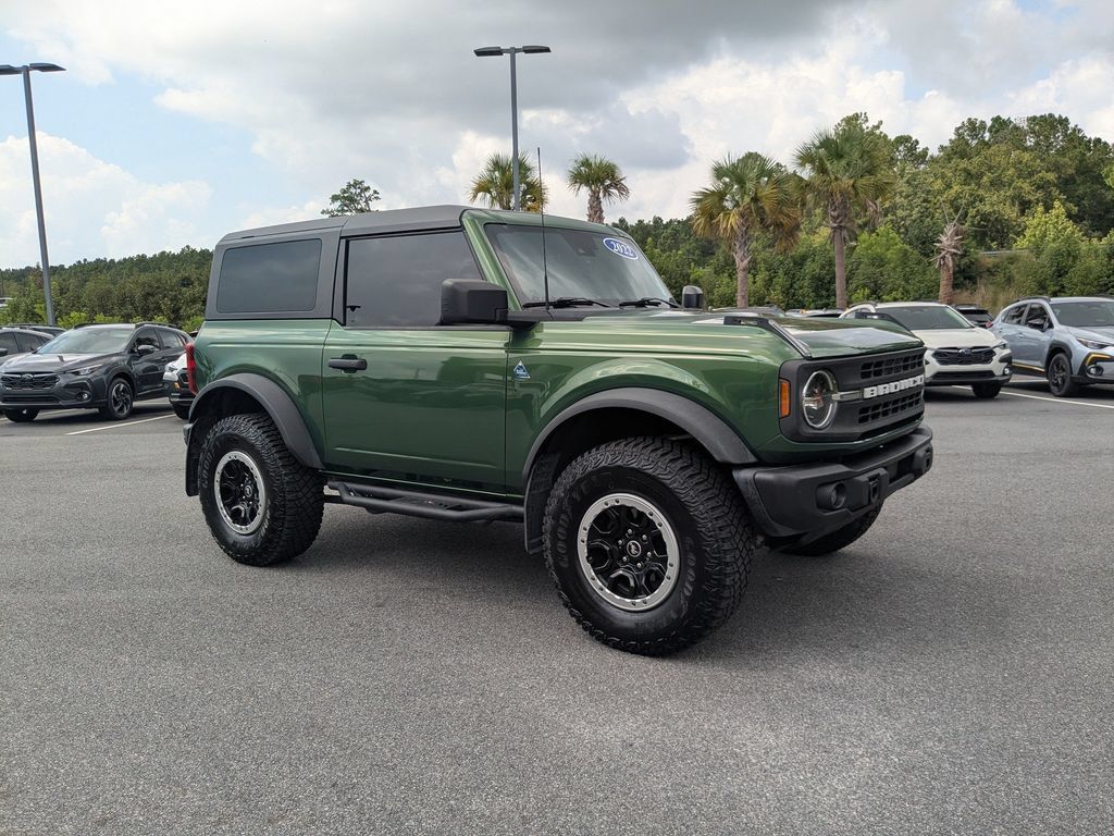 Used 2022 Ford Bronco Black Diamond w/ Sasquatch Package AWD/4WD image 2
