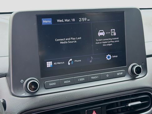 Used 2022 Hyundai Kona SE image 10