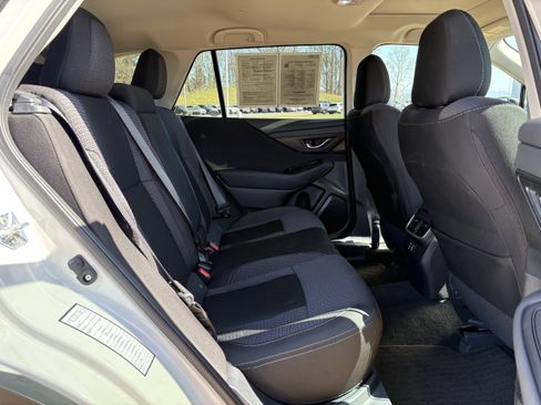 Certified 2025 Subaru Outback Premium AWD/4WD image 30